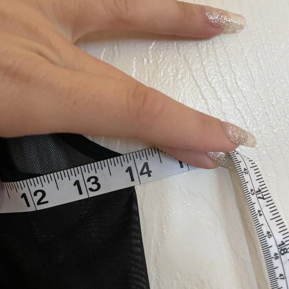 Lululemon Athletica Gray and Black Short Sleeve Tee - Picture 7 of 7